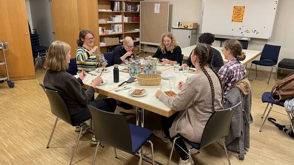Quelle: Studienbegleitungen für Theologiestudierende